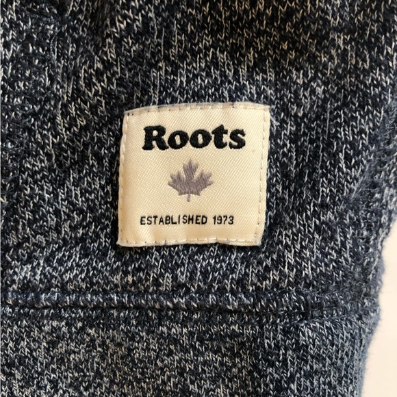 Roots kids youth size Large 9-10 years navy blue and grey hoodie with pocket - Picture 7 of 16